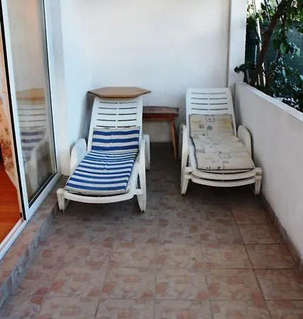 Apartment Valjan *