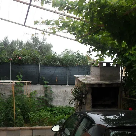 Valjan Apartment