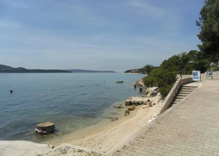 Valjan Апартаменти *